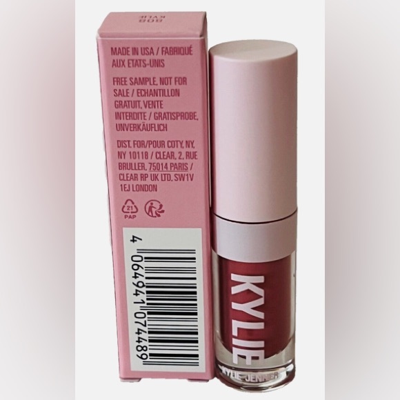 Kylie Cosmetics Matte Liquid Lipstick Mini 1 ml / 0.03 oz | 808 Kylie - Picture 3 of 10